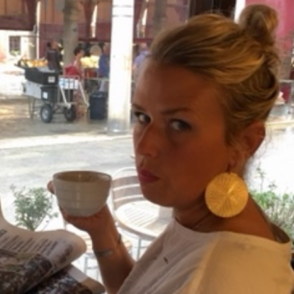 Meet your Posher, Jenny